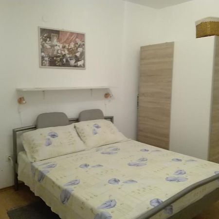 Studio Apartments Ivica Primošten Εξωτερικό φωτογραφία
